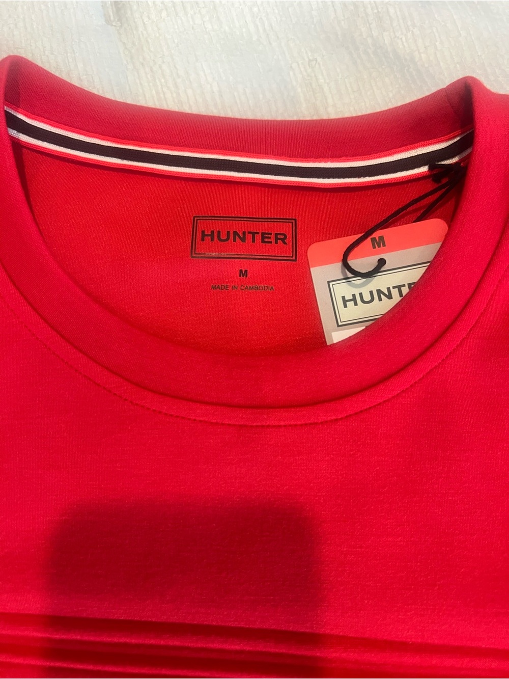 NWT Hunter brand Scarlet Red Sweatshirt with Hunter Branded Neckline Trim - Picture 6 of 8